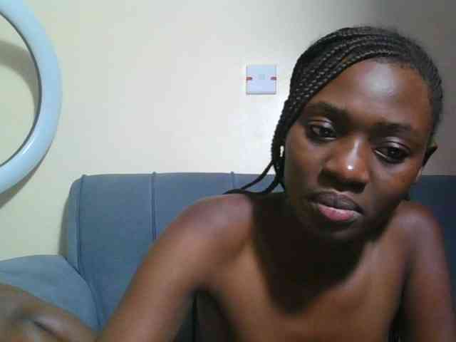 Preetygirl webcam
