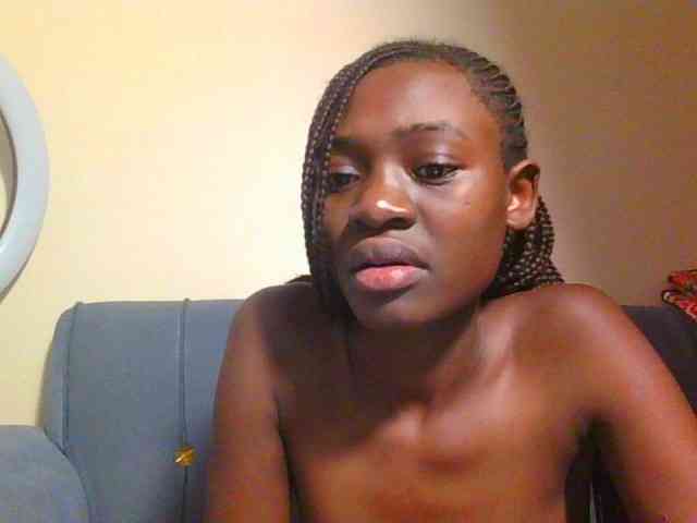 Preetygirl webcam
