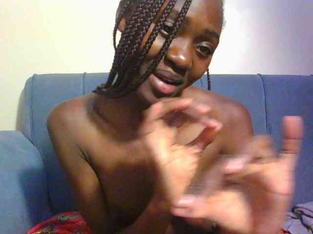 Preetygirl webcam