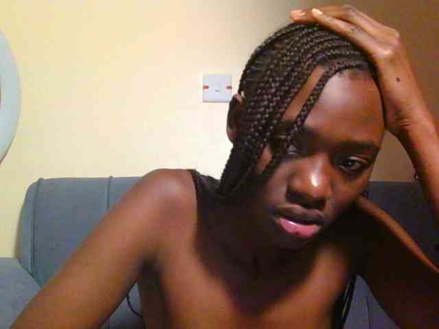 Preetygirl webcam