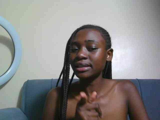 Preetygirl webcam