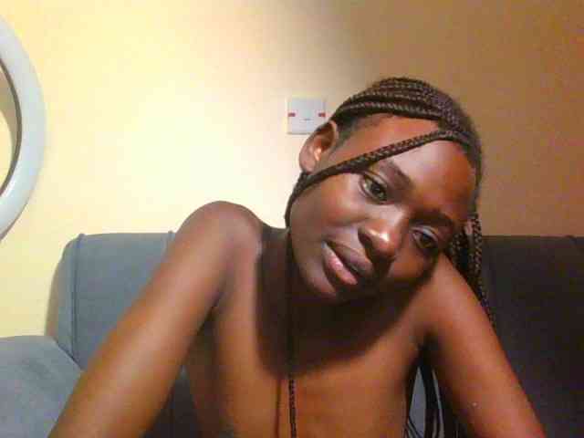 Preetygirl webcam