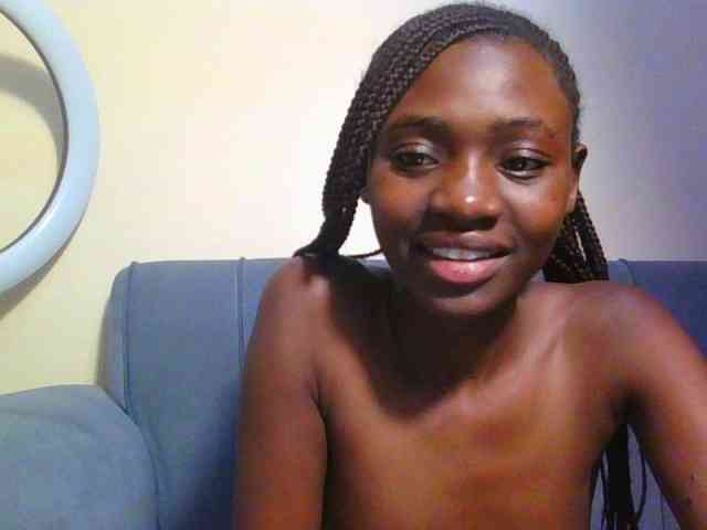 Preetygirl webcam