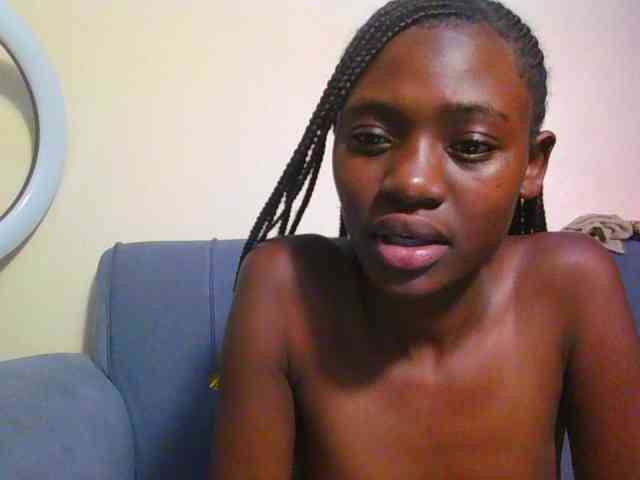 Preetygirl webcam