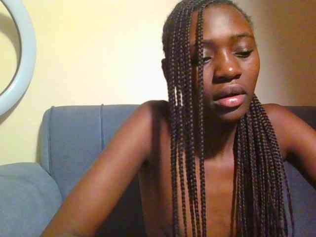 Preetygirl webcam