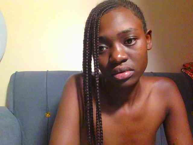 Preetygirl webcam