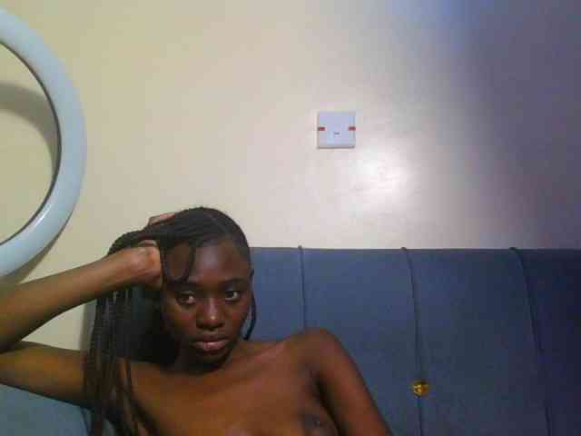 Preetygirl webcam