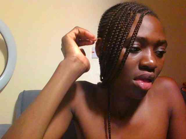 Preetygirl webcam