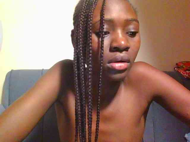 Preetygirl webcam
