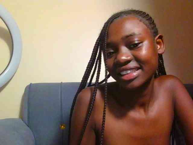 Preetygirl webcam