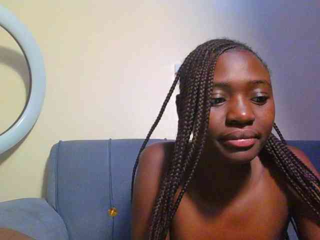 Preetygirl webcam