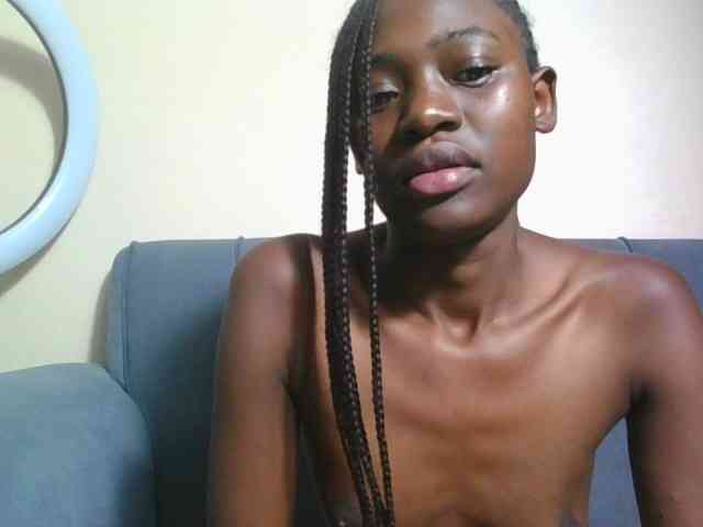 Preetygirl webcam