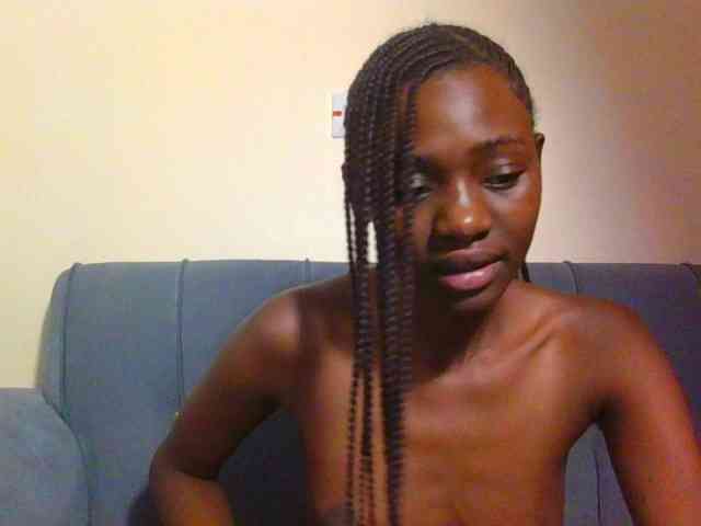 Preetygirl webcam