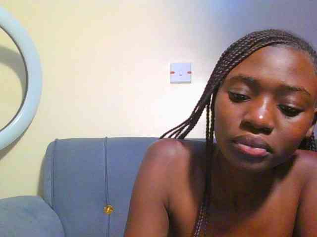 Preetygirl webcam