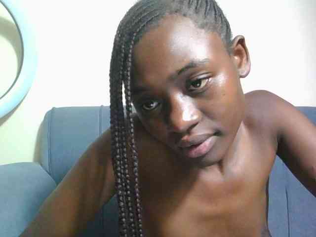 Preetygirl webcam
