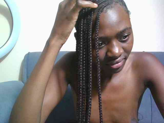 Preetygirl webcam