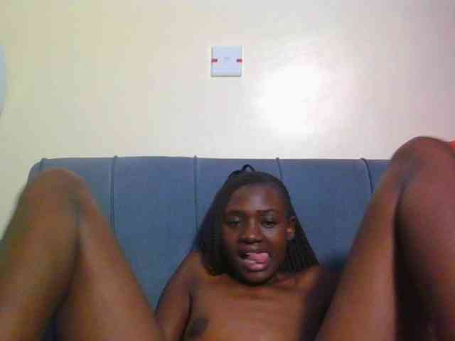 Preetygirl webcam