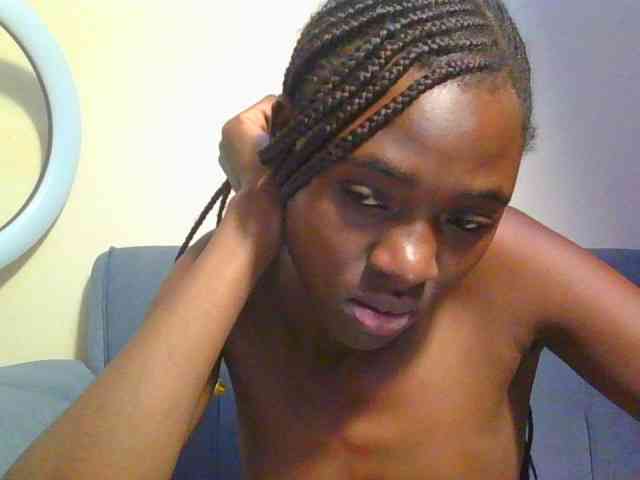 Preetygirl webcam