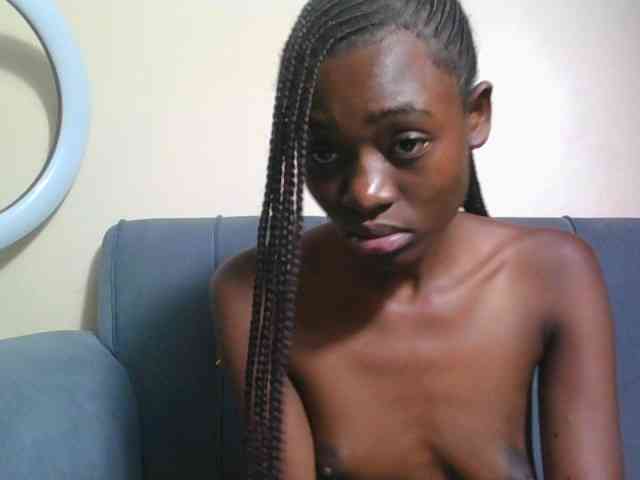 Preetygirl webcam