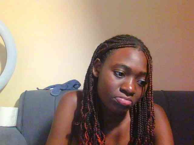 Preetygirl Live Webcam on {site_name}