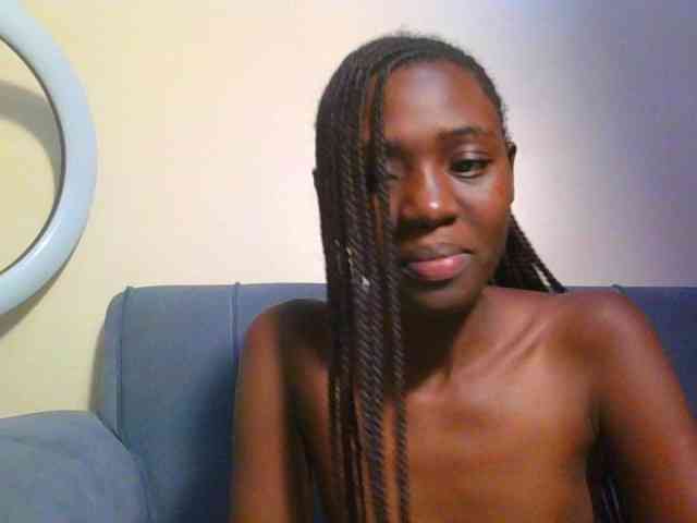 Preetygirl webcam