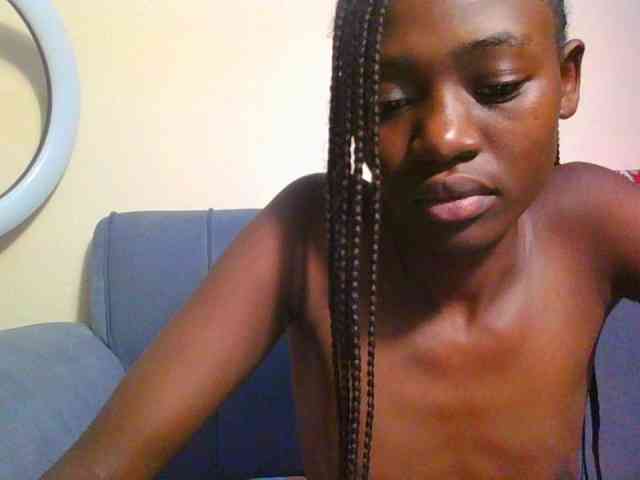 Preetygirl webcam