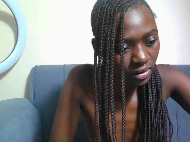 Preetygirl webcam