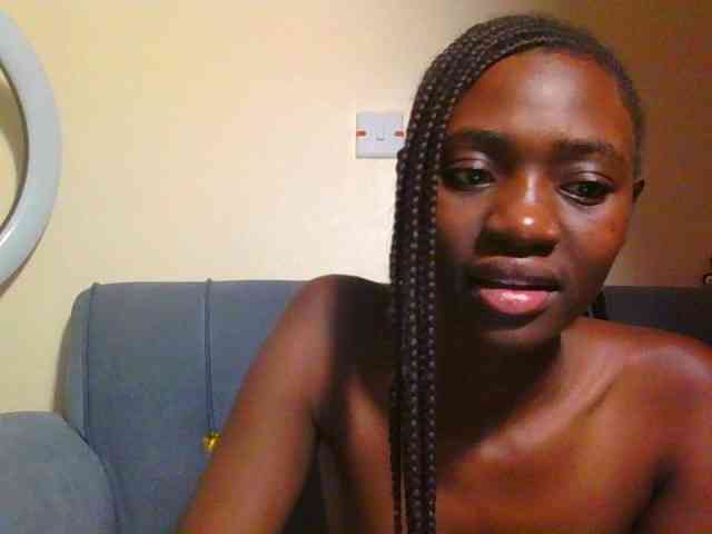 Preetygirl webcam