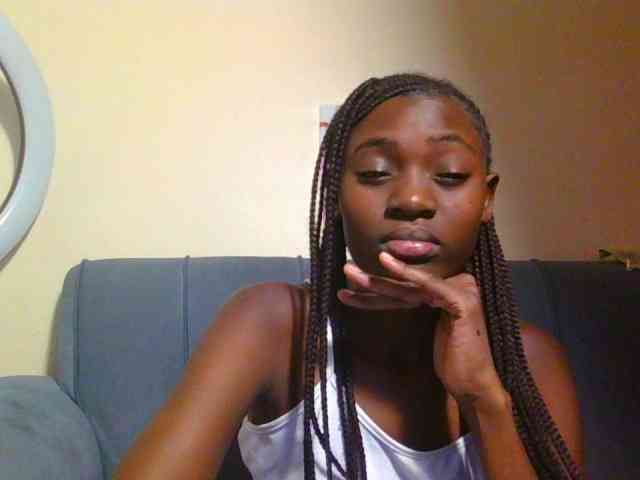 Preetygirl webcam