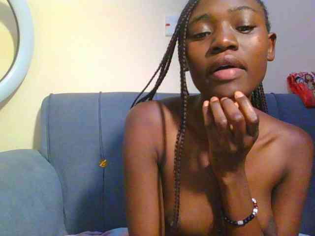Preetygirl webcam