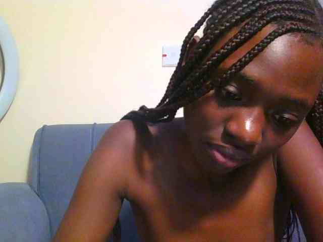 Preetygirl webcam