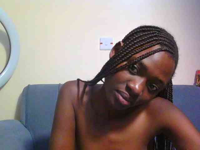 Preetygirl webcam