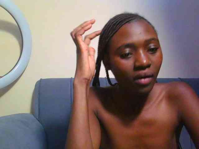 Preetygirl webcam