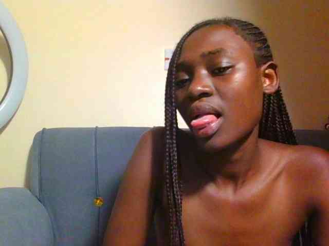 Preetygirl webcam