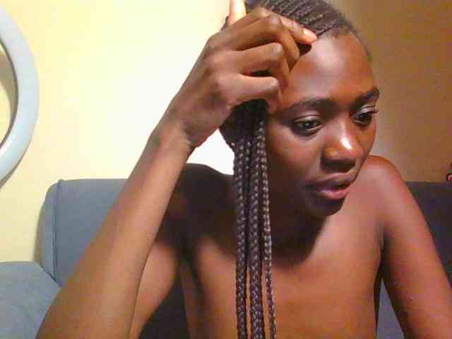 Preetygirl webcam