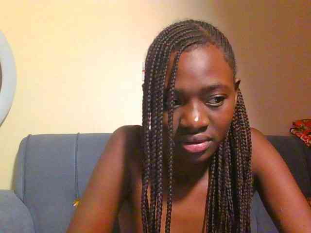 Preetygirl webcam