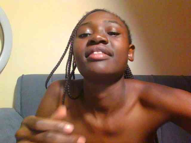 Preetygirl webcam