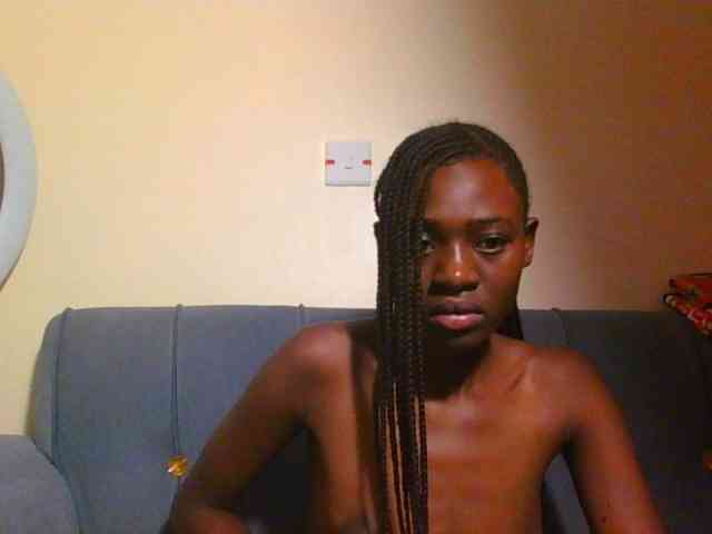 Preetygirl webcam