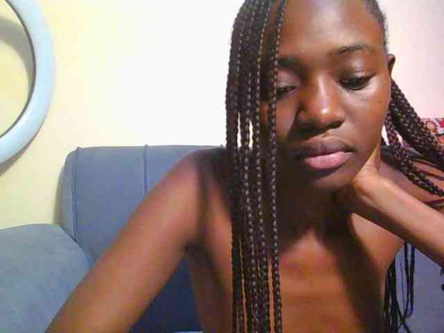 Preetygirl webcam