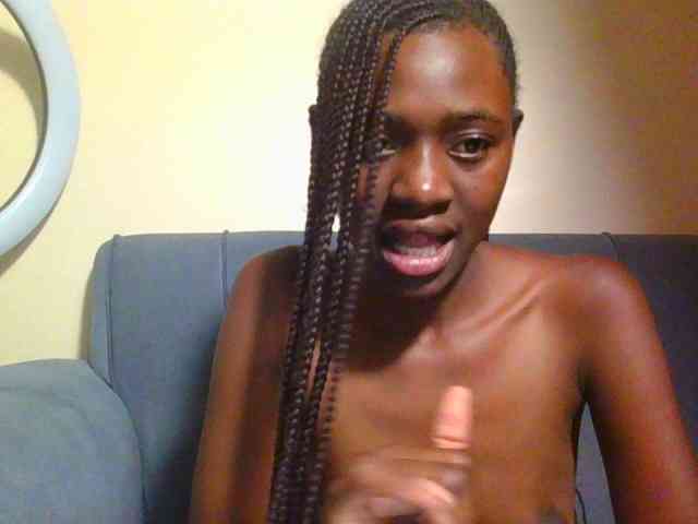 Preetygirl webcam