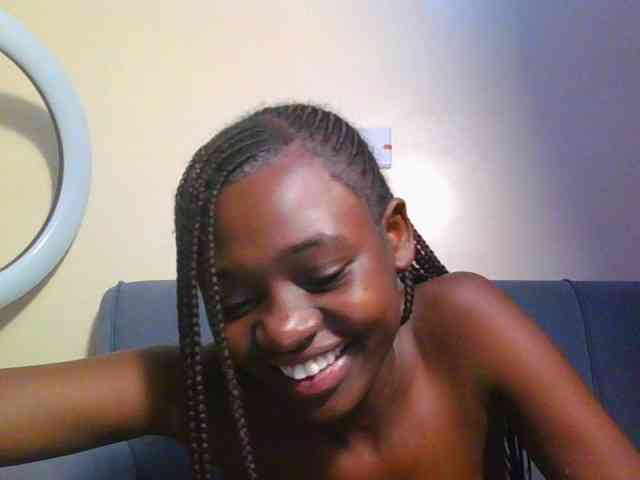 Preetygirl webcam