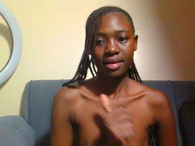 Preetygirl webcam