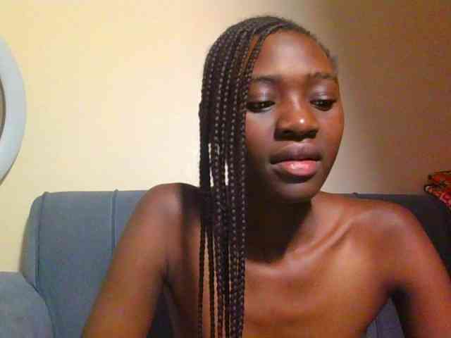 Preetygirl webcam