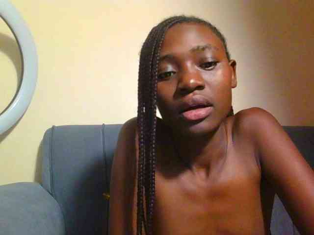 Preetygirl webcam