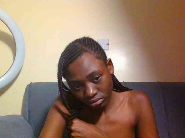 Preetygirl webcam