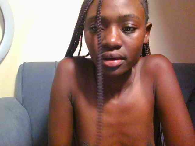 Preetygirl webcam