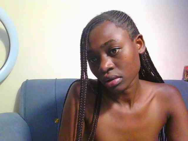 Preetygirl webcam