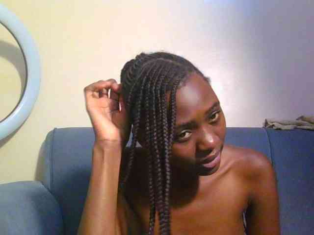 Preetygirl webcam