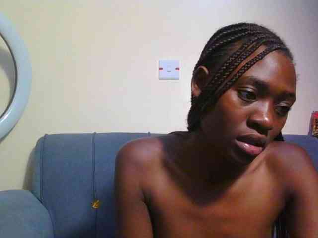 Preetygirl webcam