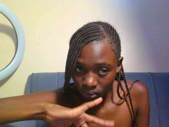 Preetygirl webcam